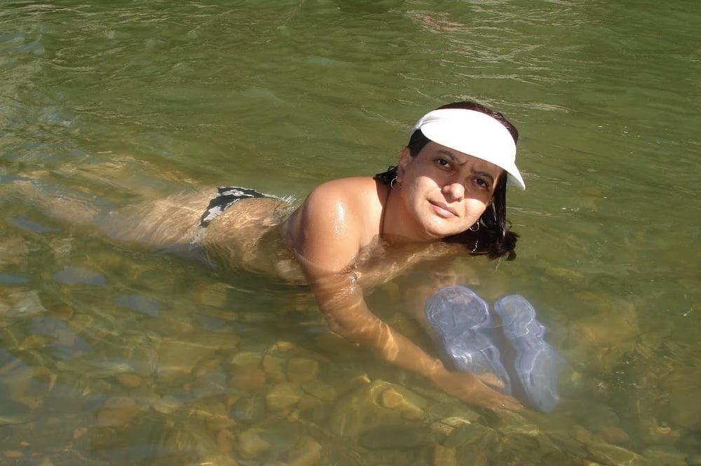25P 1. Mexican wife exposed by hubby
