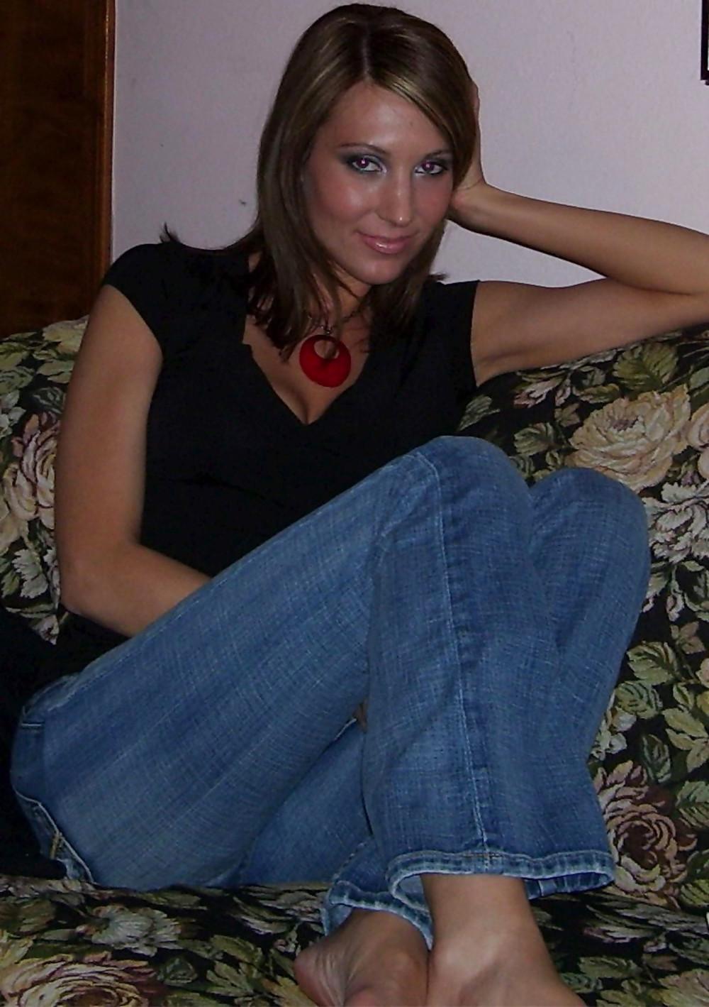 25P Beautiful Blonde Milf Babe