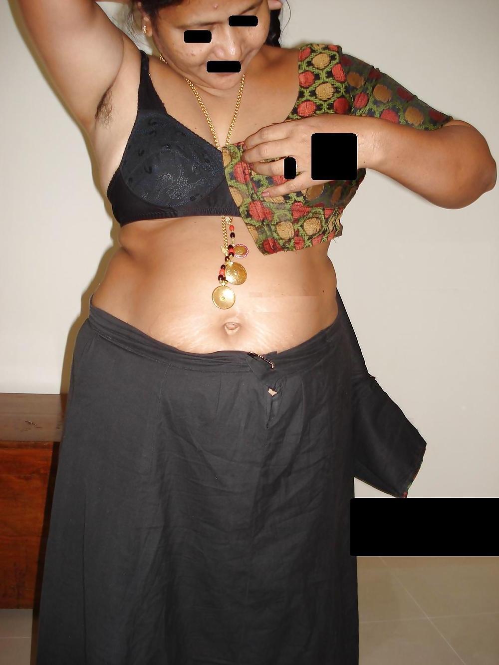25P Indian Vizag BBW Aunty Courtsey Nandkok