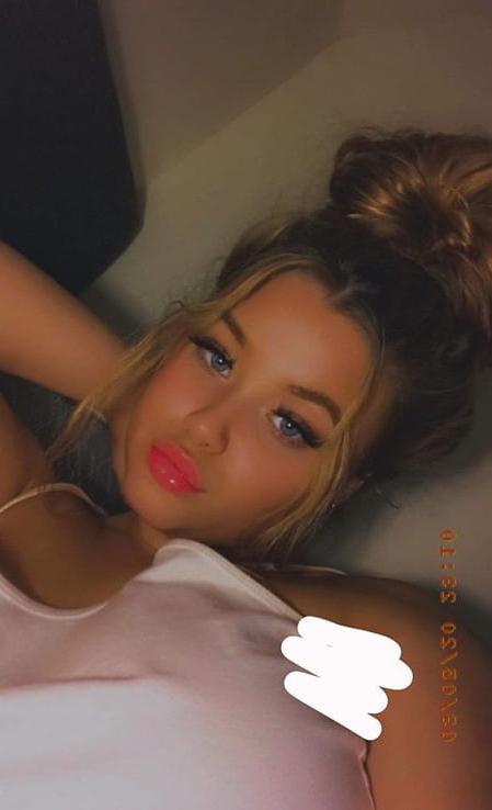 9P Elise Adams reposted Birmingham slut exposed