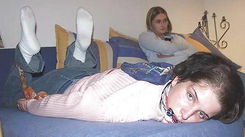 15P Socken und Fesseln