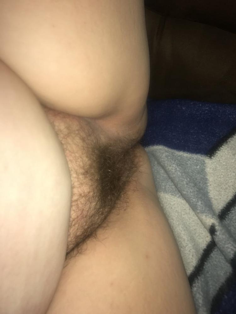 6P Amateur Hairy BBW Wife 8