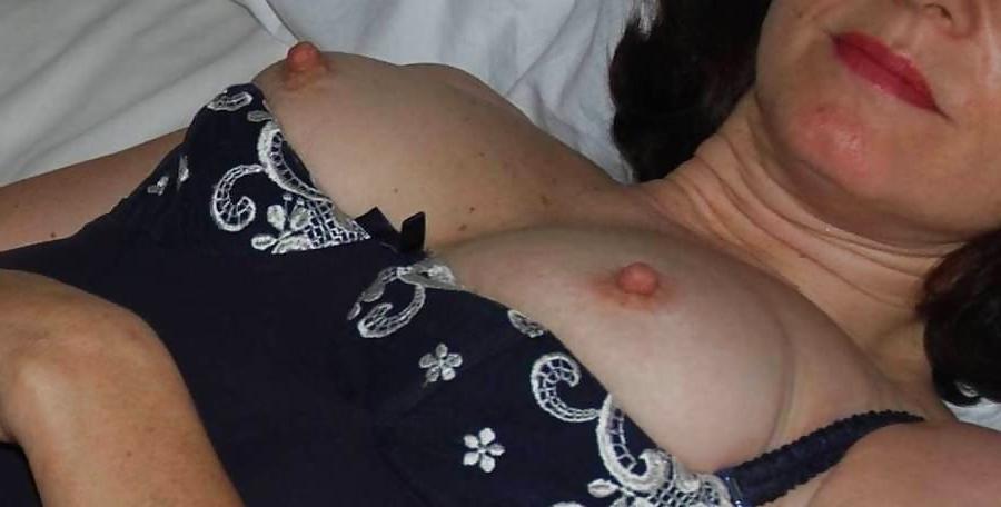 6P Cuckold lost a photo of his wife 1