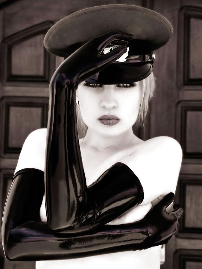 25P Fetish and bondage