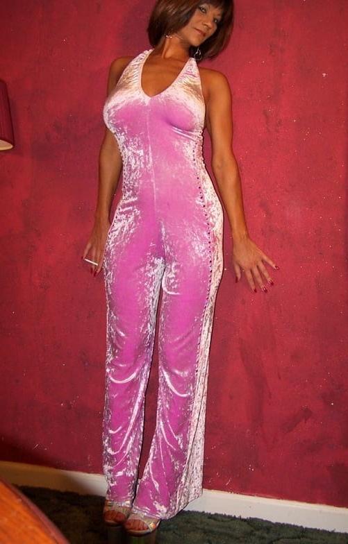 25P The Smoking MILF Collection Vol 58
