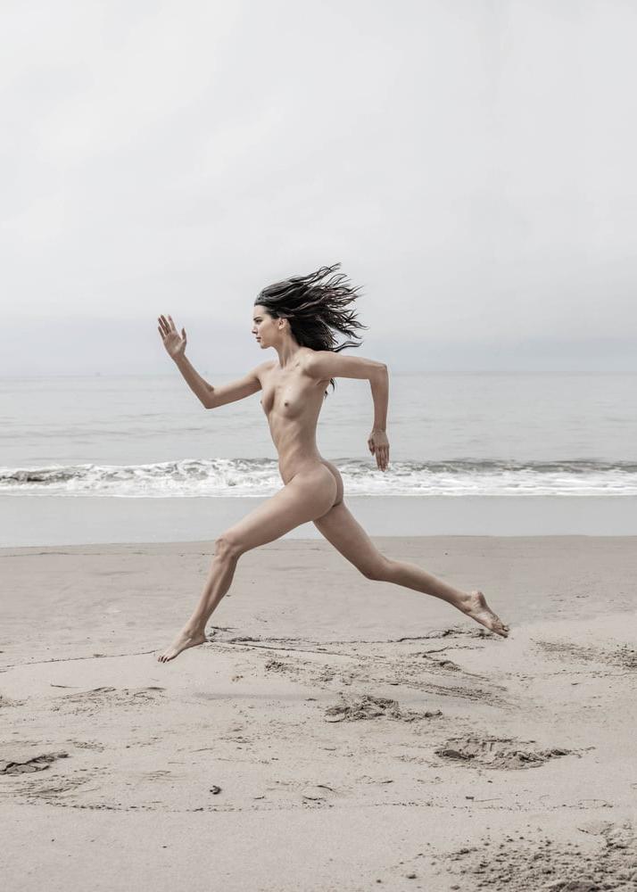 15P Naked sport by Nackedei 021