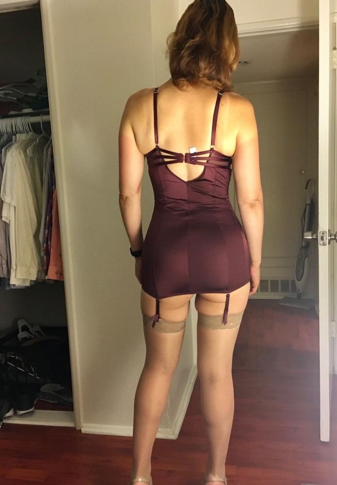 8P SHY WIFE 14