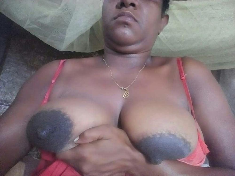 15P Mama selfie 2020