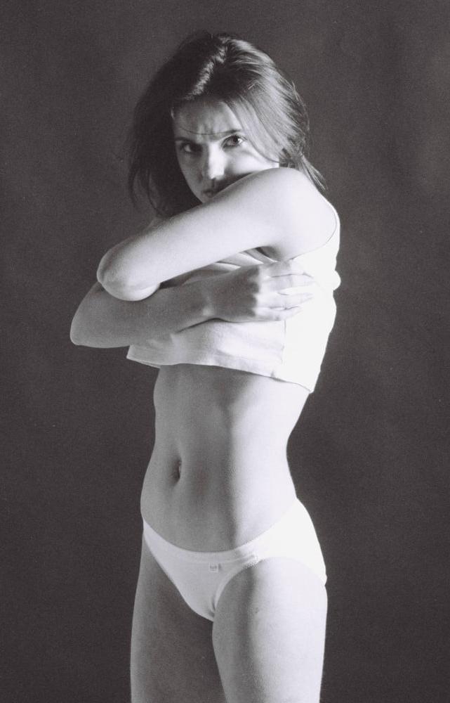 11P Geri Halliwell - 1996 Photoshoot