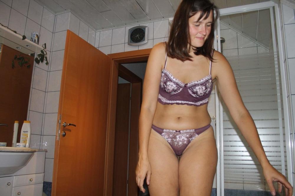 22P German Wife 33