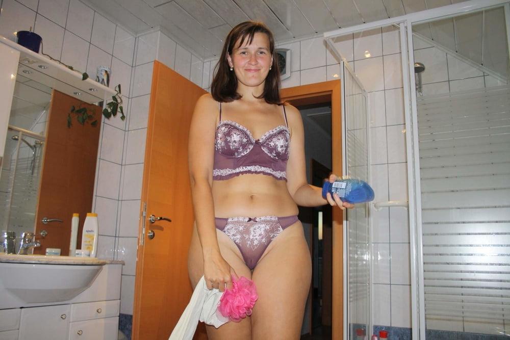 22P German Wife 33