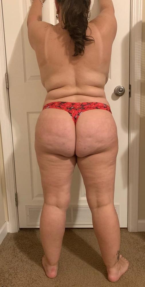 25P Mrs Caroline 54 yo fatty and hottie