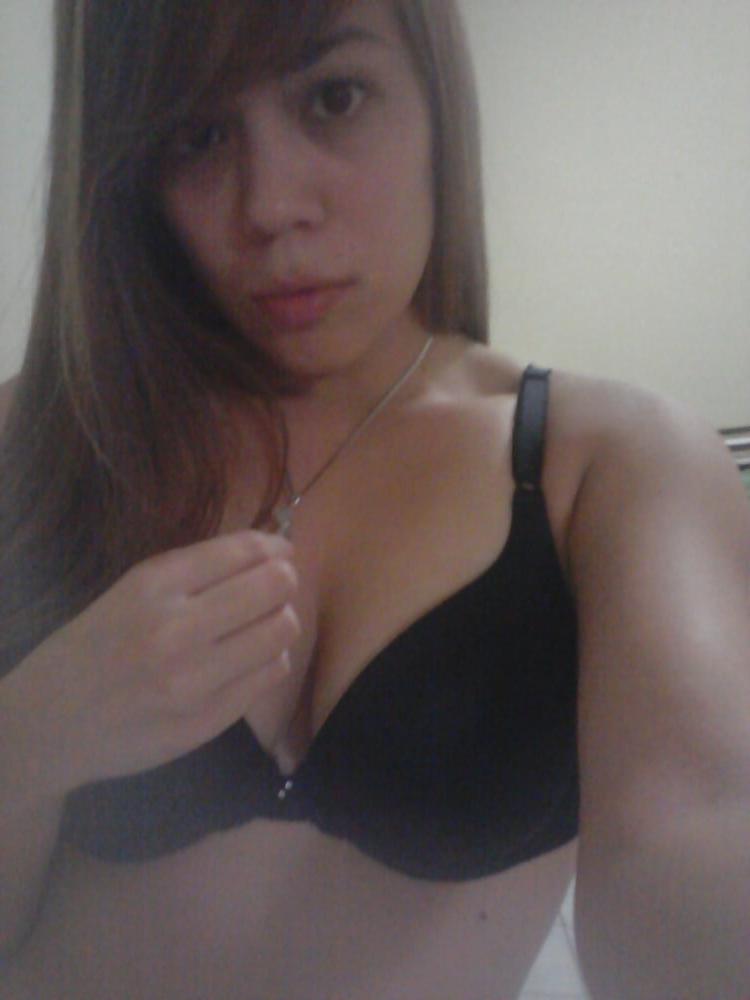 25P Asian slut