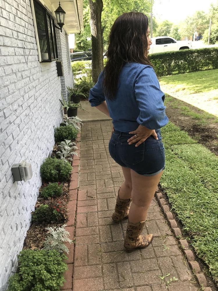 21P 55 year old Latina GILF wife big booty