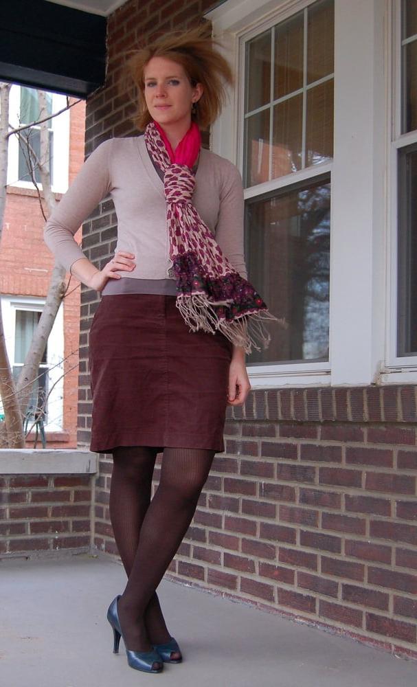 25P USA Fashionista Wife in Tights 02