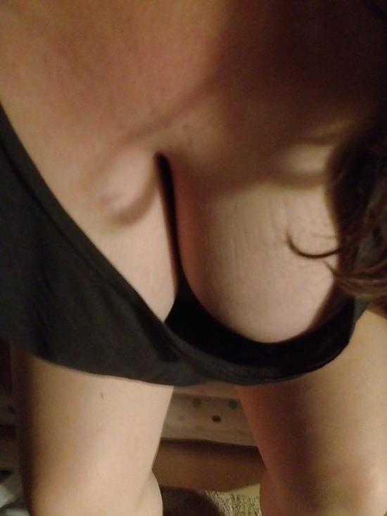 20P Huge Tits, Tight Tops 18