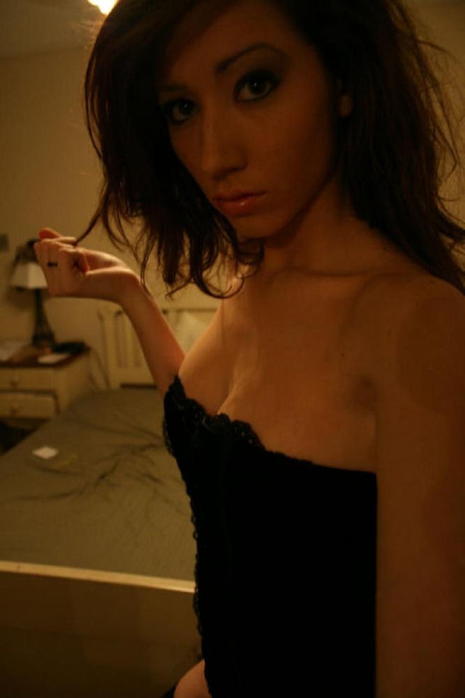 25P Amateur solo girl 11