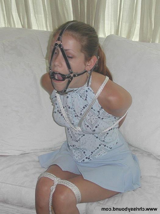 25P Girls in bondage 10