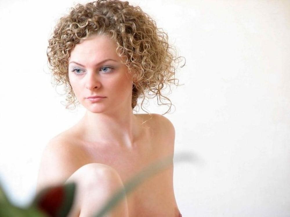25P Curly Blonde Slut 29