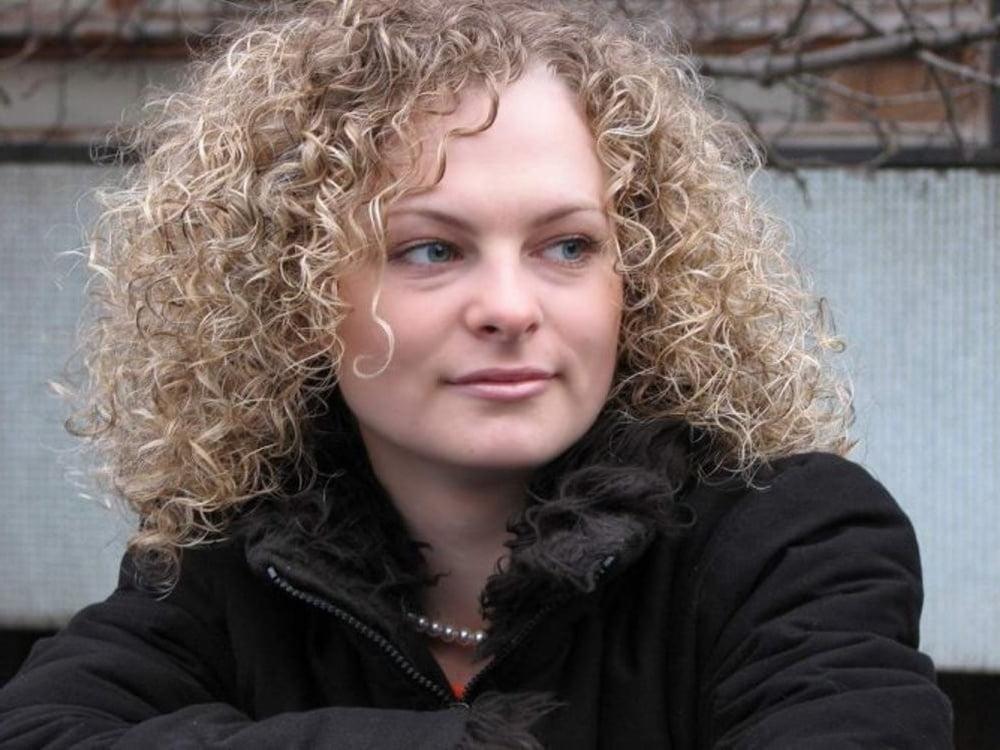 25P Curly Blonde Slut 29