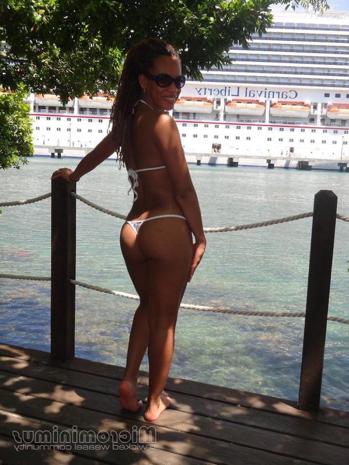 19P Patricia Amazing Ebony