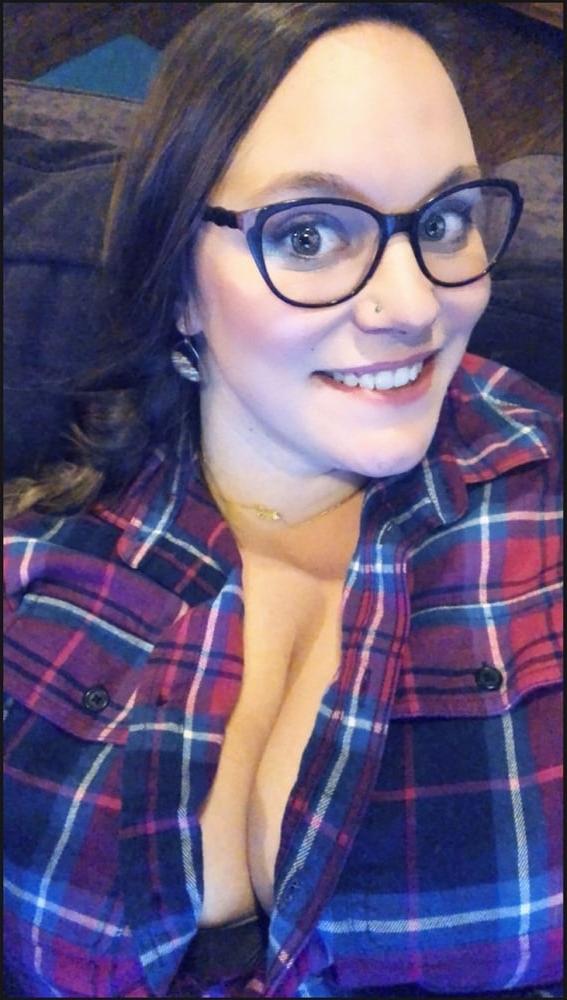 16P Let's VOTE is Clair a SLUT yes or no
