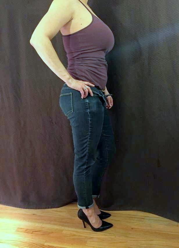 25P Sexy Wife Posing 17