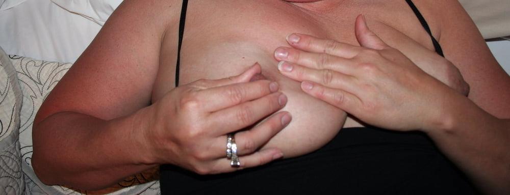 25P Married Tits #2194 Wedding Ring Swingers