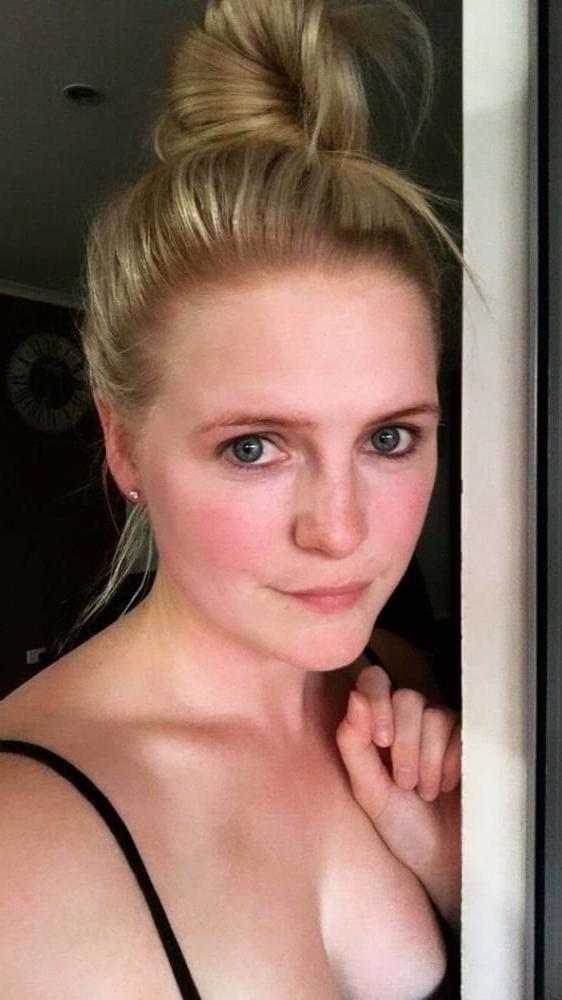 21P Someone's Wife 03