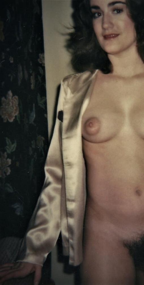 23P Woman Need Exposure 890 - Sexy Polaroid Wife