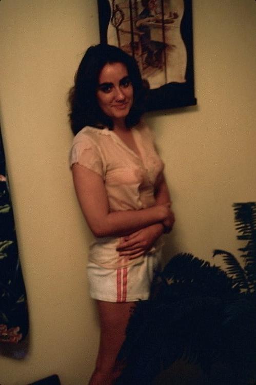 23P Woman Need Exposure 890 - Sexy Polaroid Wife