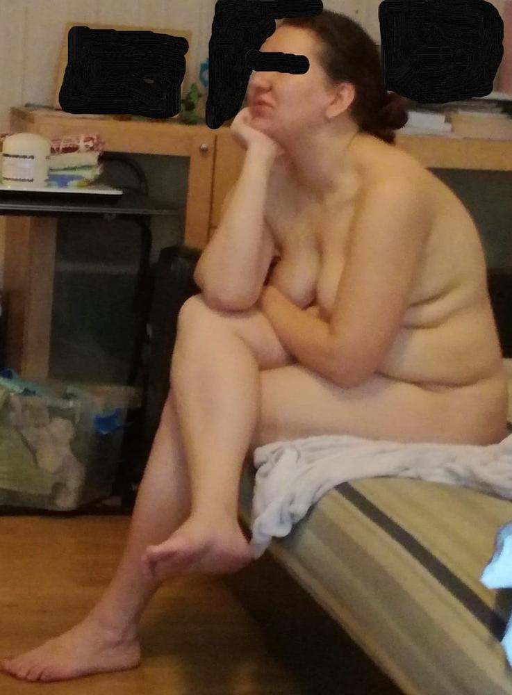 11P Proovi's slut pig wife (Exposed)