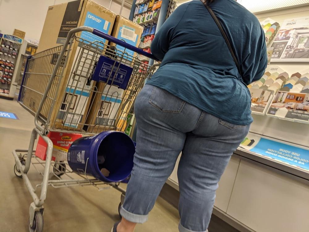 24P Hispanic Mature Wide  Big Ass