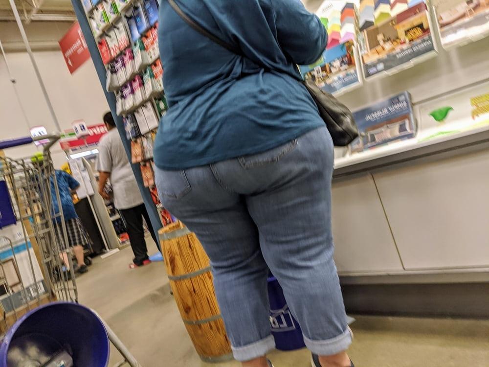 24P Hispanic Mature Wide  Big Ass