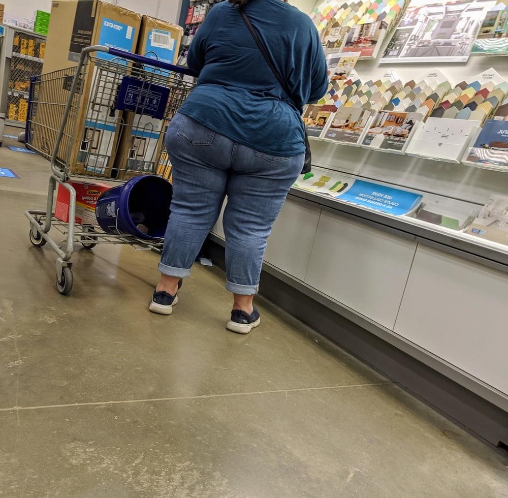 24P Hispanic Mature Wide  Big Ass