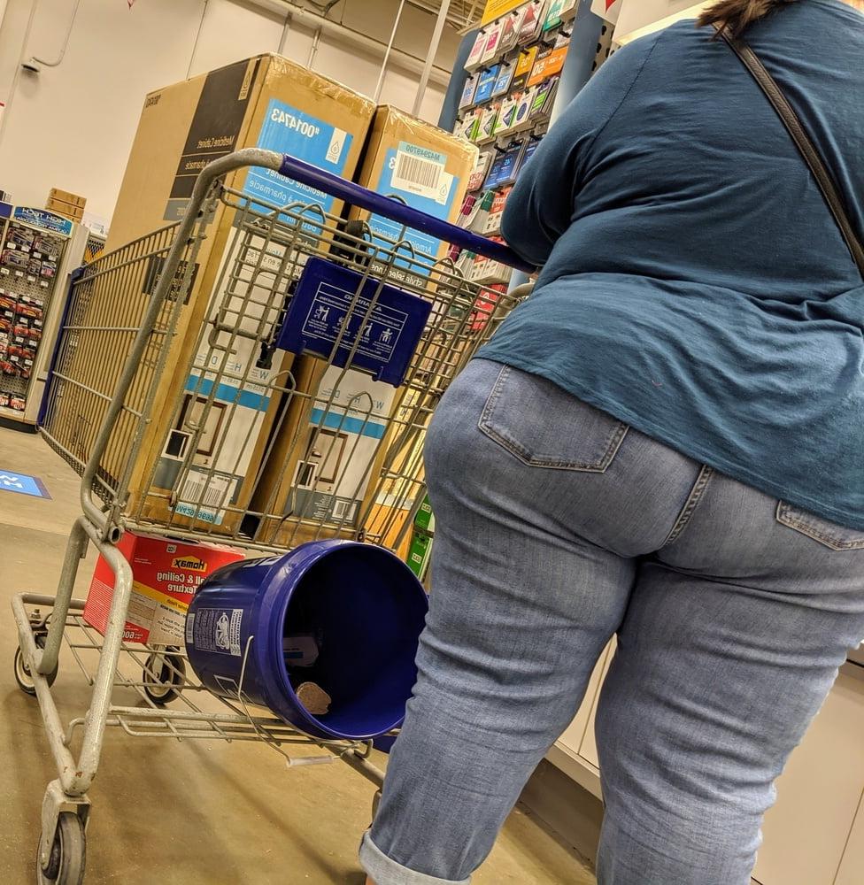 24P Hispanic Mature Wide  Big Ass
