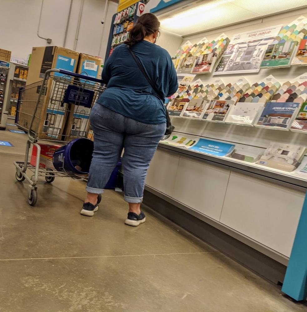 24P Hispanic Mature Wide  Big Ass
