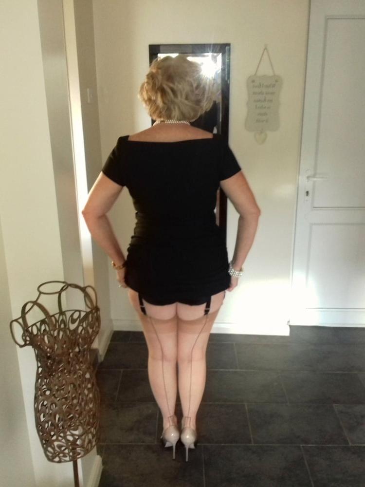 25P 26.UK mature wife exposed by hubby