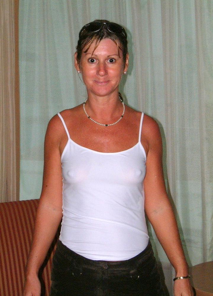 25P Hot Wife 13