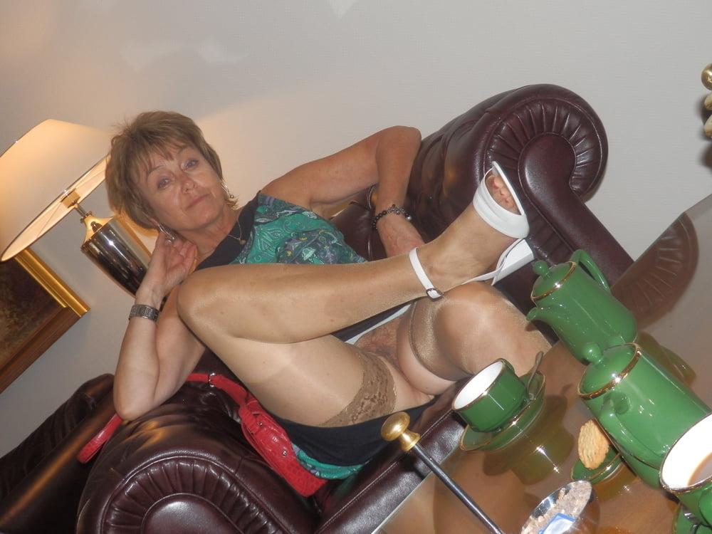 9P hairy wife