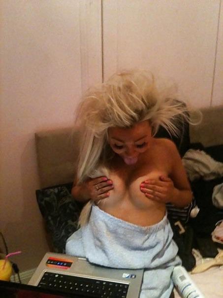 25P Hot babes 4