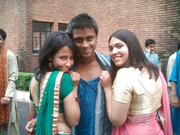25P Indian School Girl