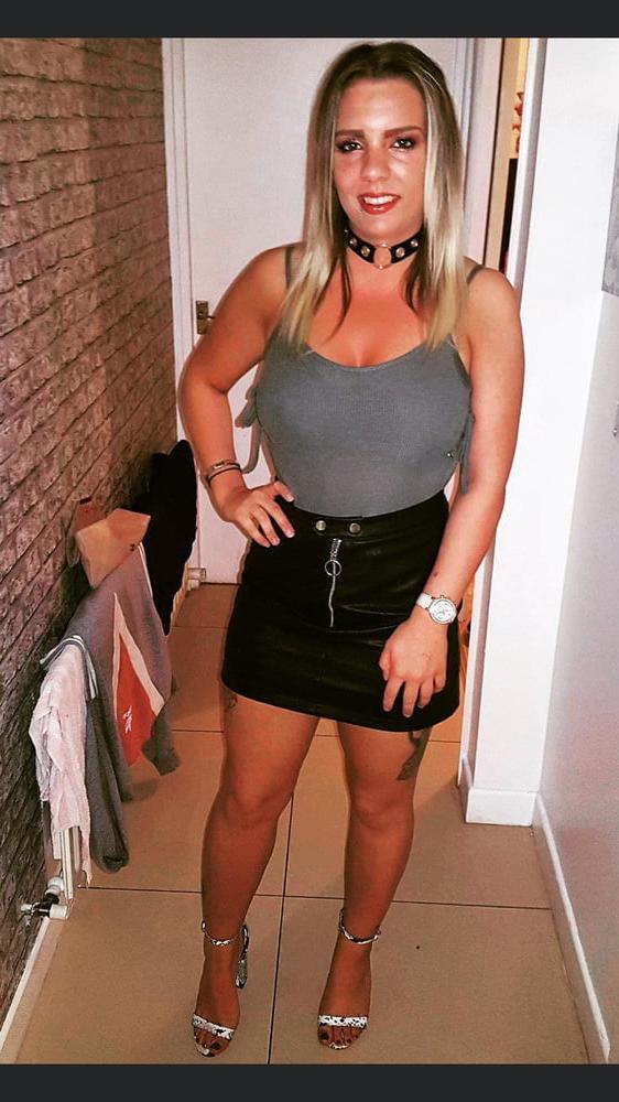 25P Slut central 24