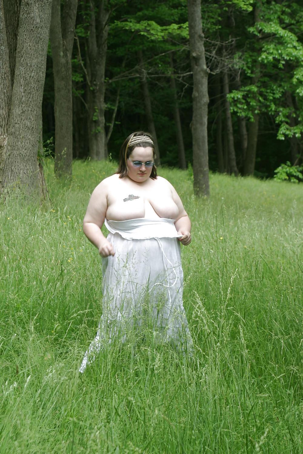 20P Kaylee In tall grass