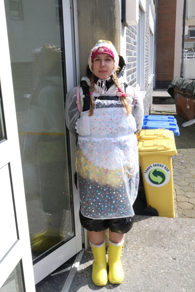 14P German rubberwhore morona pigleta 3