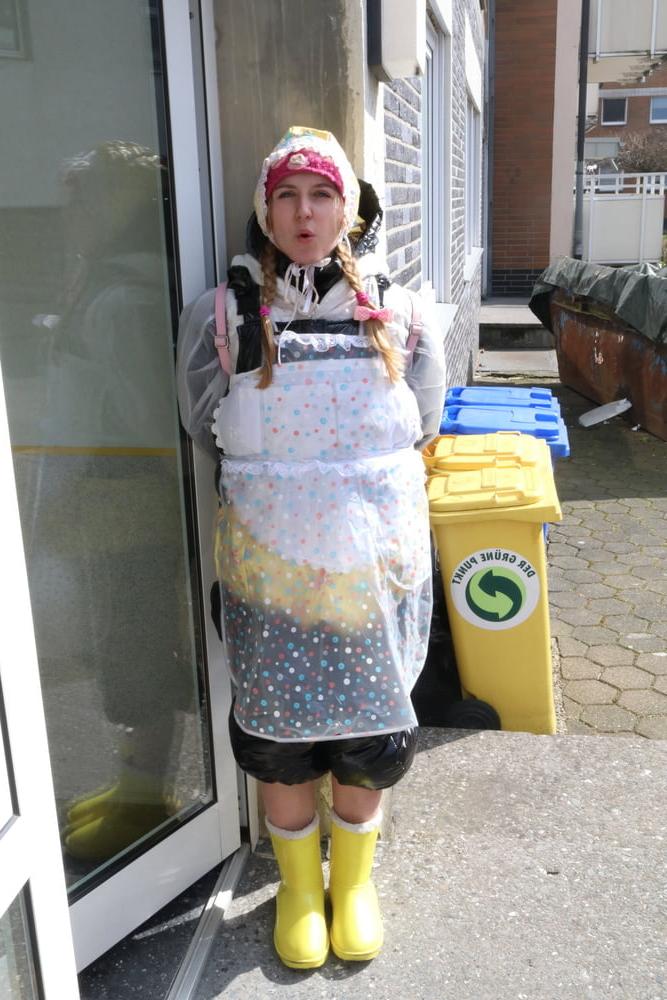 14P German rubberwhore morona pigleta 3