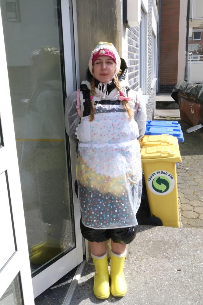 14P German rubberwhore morona pigleta 3