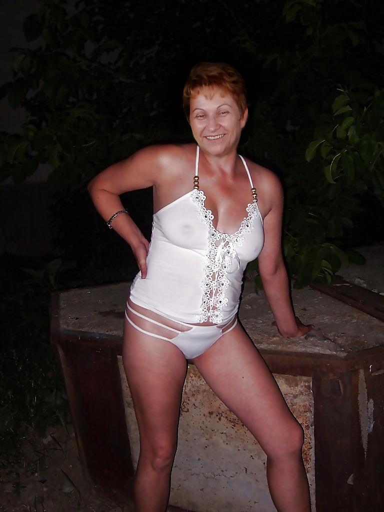 8P Big boob Mature