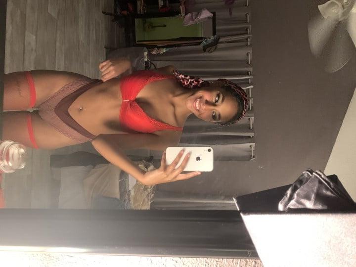 25P 19 Yr old Ebony Slut