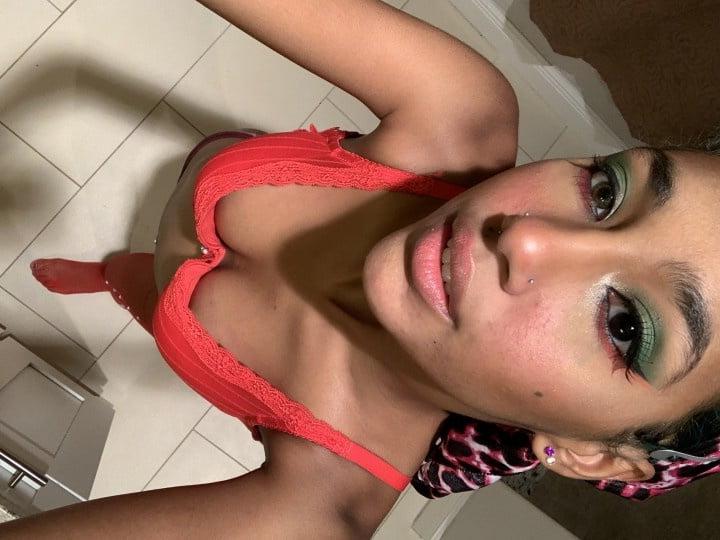 25P 19 Yr old Ebony Slut